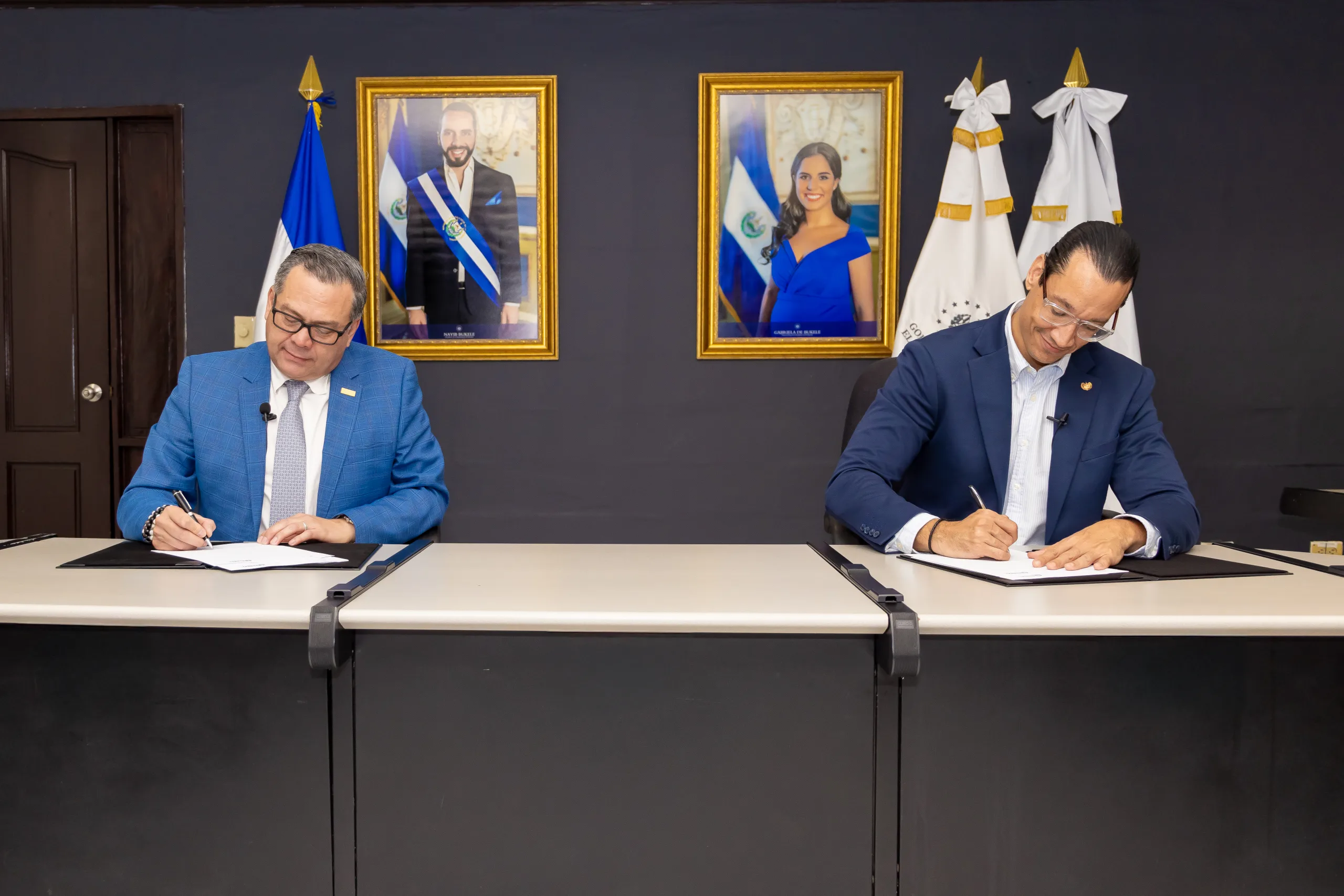 ETESAL Y CNR firman convenio para optimizar procesos de expansión de ...